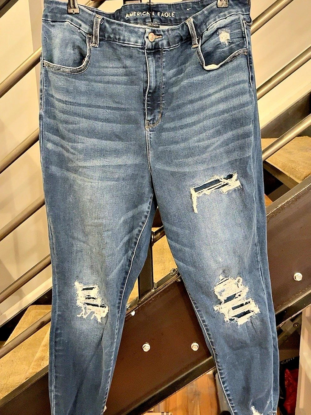 American Eagle Curvy Hi-Rise Jegging Distressed Jeans | Size 20